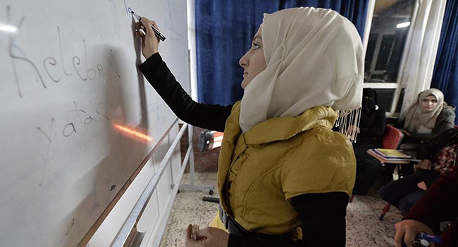 Türkçe öğrenerek hayatlarını kolaylaştırıyorlar