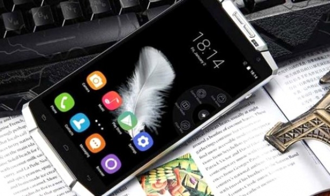 Şarjı 15 gün bitmeyen telefon yaptılar