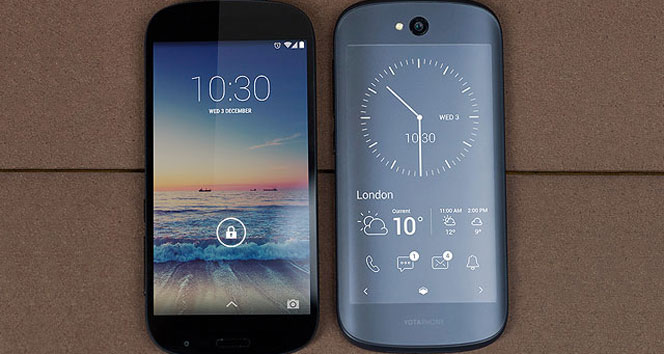 Çift ekranlı YotaPhone 2 Türkiye'ye geliyor