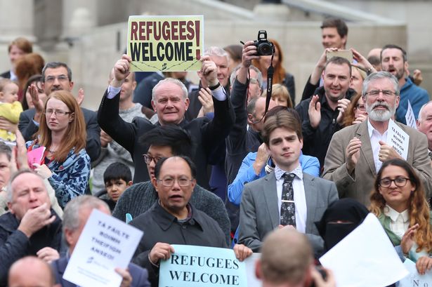 K.İrlanda ilk sığınmacılarını karşıladı
