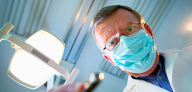 Diş etleri neden kanar?