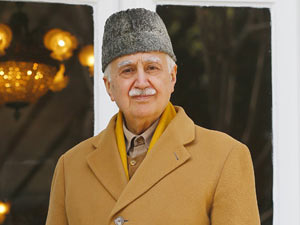 Bizim tarikat, cemaat üstündür edebiyatını bırakalım