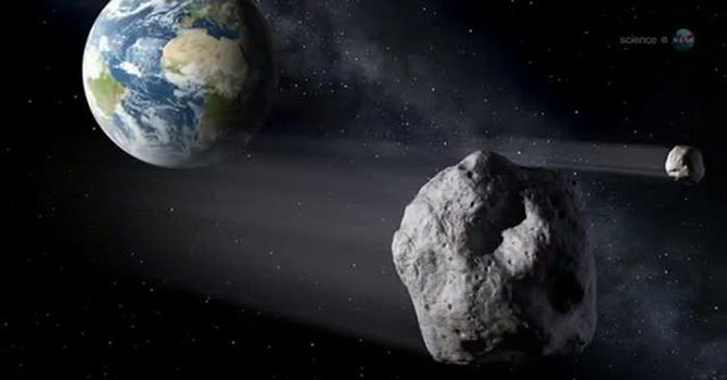 Bir asteroit 'burnumuzun dibinden' geçmek üzere!