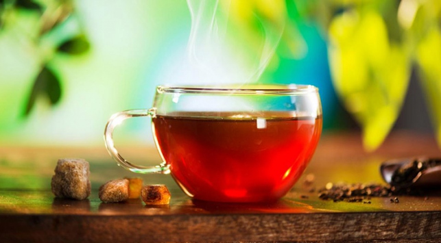 Bitkisel çayları dikkatli tüketin