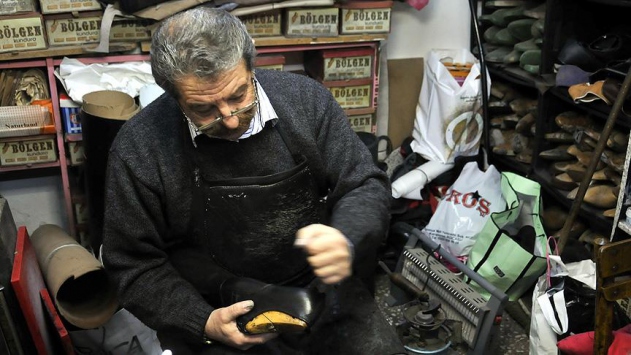 Telefon siparişiyle müşterisine özel ayakkabı