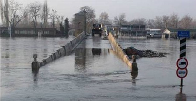 Edirne'deki tarihi köprülere kanal koruması