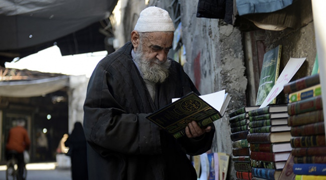 Savaş bile mesleğinden vazgeçiremedi