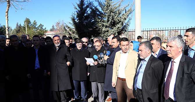 Diyarbakır'da ezanın okunmaması kabul edilemez