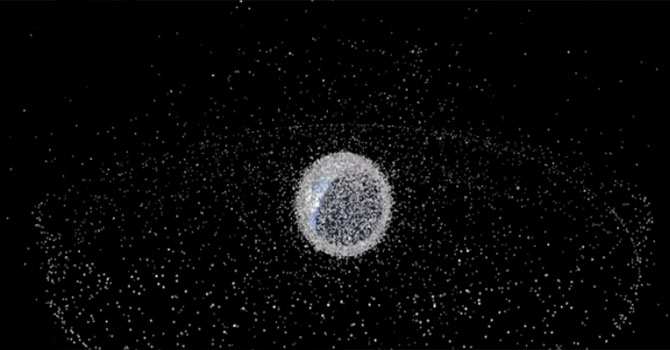 İnsanın bulaşık eli uzayı da kirletti