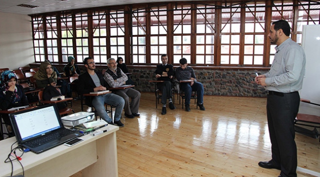 Suriyeli akademisyenler için YÖK'e çağrı