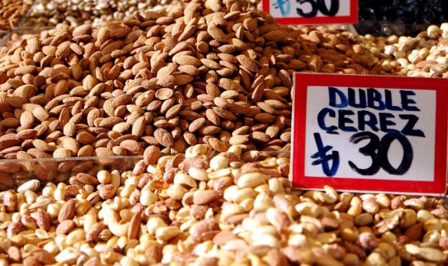 Lüks kuru yemişte üretim arttı fiyatlar düştü