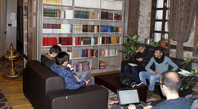 Asırlık konak 30 bin okuyucuya hizmet verdi