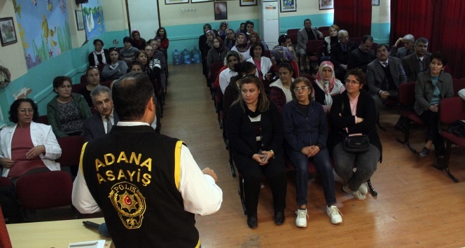 Velilere 'sahte polis' eğitimi