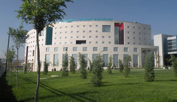 Gümrük ve Ticaret Bakanlığı 93 personel alacak