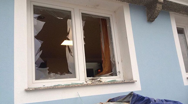 Avusturya'da camiye bombalı saldırı