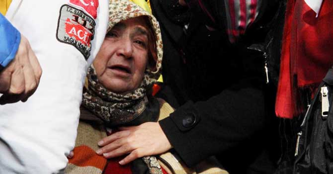 Şehit annesinin feryadı yürek dağladı