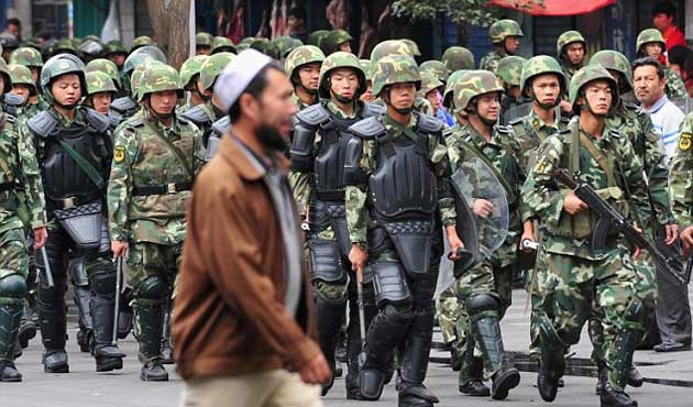 Doğu Türkistan'da ezan okunması engelleniyor