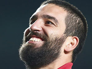 Arda Turan ilk 11'de