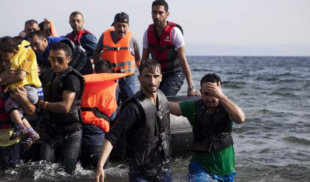 Suriyelilere vize uygulaması başlıyor