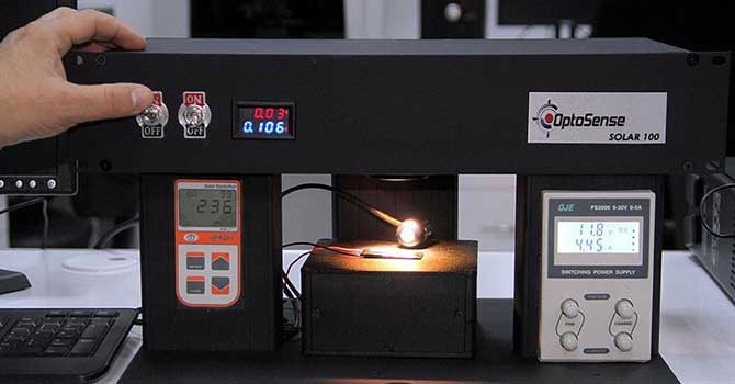 'Güneş pili araştırmalarına ışık tutacak' yerli cihaz üretildi