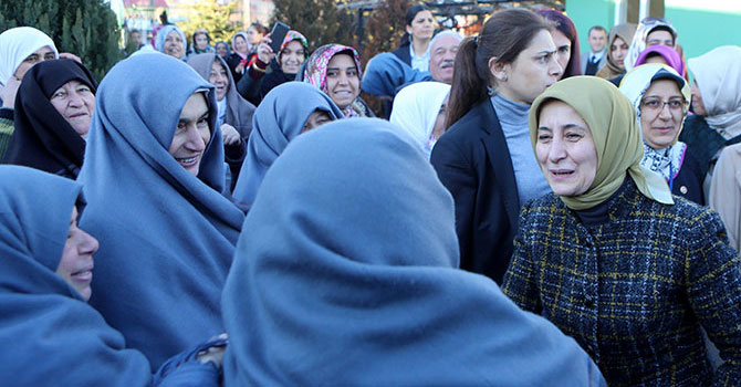 Sare Davutoğlu: Herkes Kur'anı, Kur'ana hizmeti kadar anlar