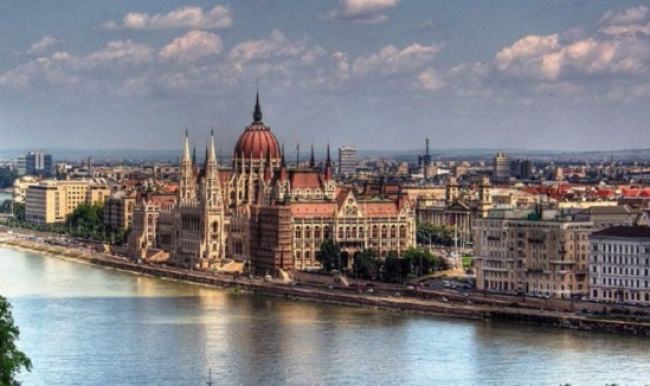 Macaristan mültecilerin kabusu durumuna geldi