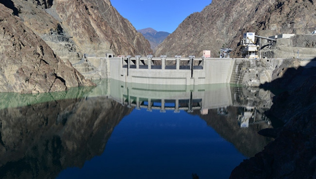 Çoruh Nehri bir 'gerdanlık' daha takıyor