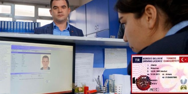 Yeni ehliyet için gerekli evraklar neler? Ehliyet yenileme ücreti nereye yatırılır?