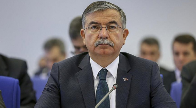 Askerliğin üç aya indirilmesi söz konusu değil