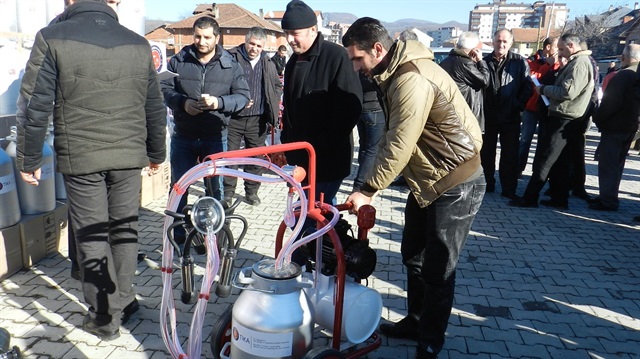 TİKA'dan Kosovalı süt üreticilerine destek