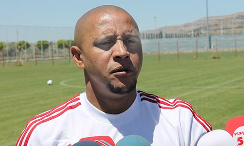 Roberto Carlos Real Madrid'e dönüyor