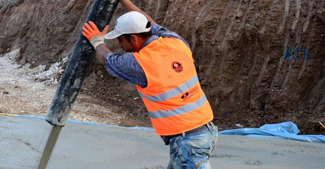 Müteahhitler beton firmalarına geri adım attırdı