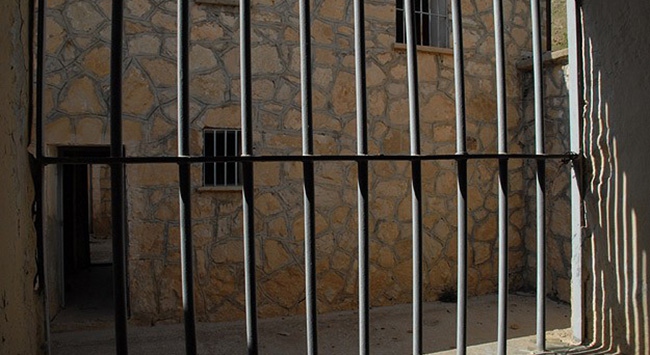 Myanmar'da 100'den fazla tutuklu serbest bırakıldı