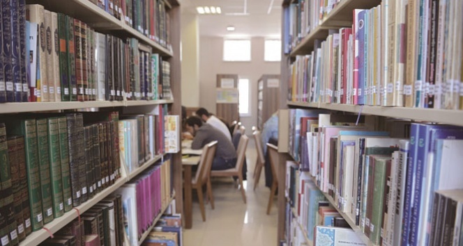 5 bin Osmanlıca eser İZÜ Kütüphanesi’ndeki yerini aldı