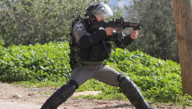 İsrail polisi Batı Şeria'da 2 Filistinliyi öldürdü