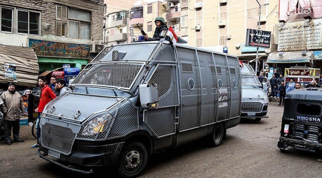 Mısır 25 Ocak Devrimi'nin yıl dönümünde 4 kişi öldürüldü