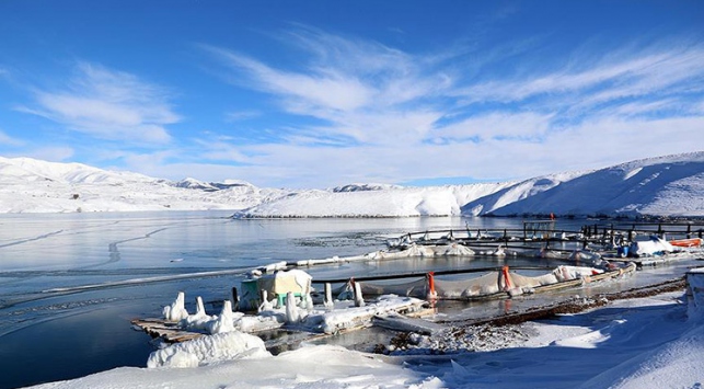 Sivas'ta termometreler eksi 33 dereceyi gördü