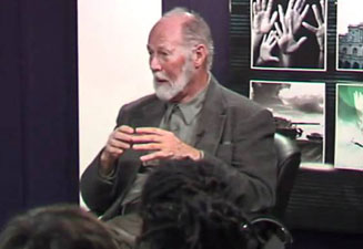 'İslam'dan midem bulanıyor' dedi sonra Müslüman oldu!