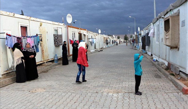 Kamplar Suriyeli sığınmacıların yüzünü güldürüyor