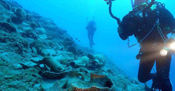 Muğla'da 4 bin yıllık gemi batığı bulundu