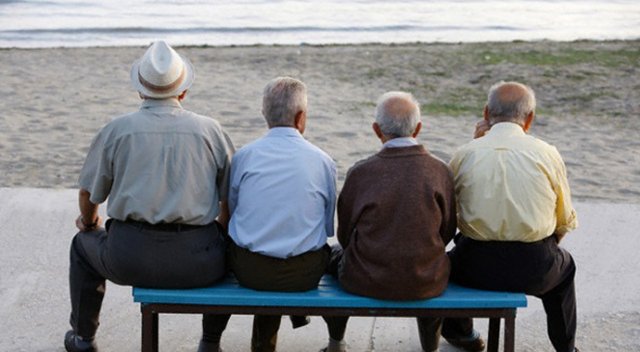 Emeklilikte Yaşa Takılanlar Referandum öncesi çözüm istiyor | EYT Son Dakika Haberleri
