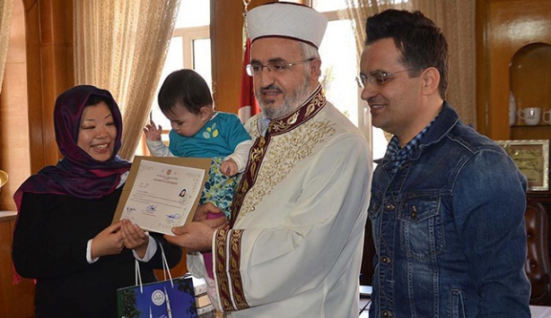 Japon kadın Müslümanlığı seçti