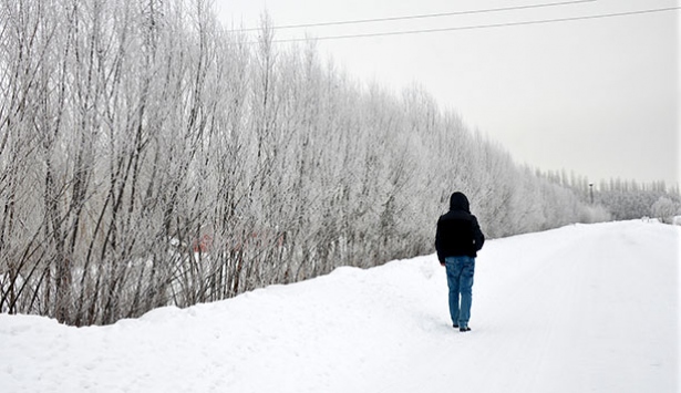 Doğu'da çok sayıda yerleşim birimine ulaşım sağlanamıyor