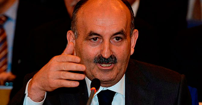 Açık alanlarda da sigara yasağı başlıyor