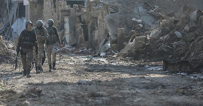 Cizre ve Sur'da 2 asker şehit oldu