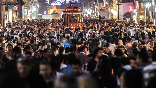 Milyonlarca kişi yeni haklarına kavuştu