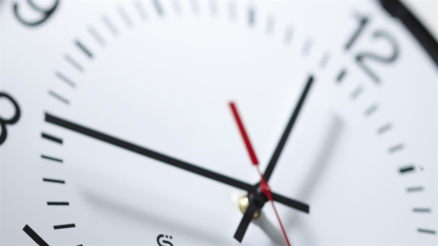 Bu gece saatlerinizi kontrol etmeyi unutmayın
