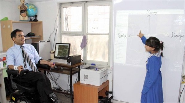 Yaklaşık 3 bin engelli öğretmen ataması yapıldı