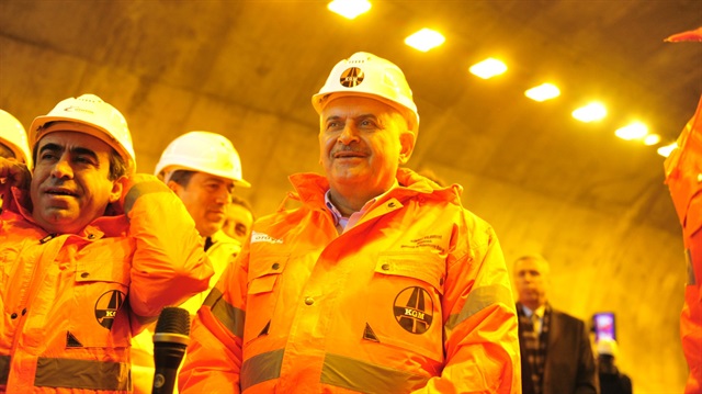 Bakan Yıldırım'dan otoyol müjdesi