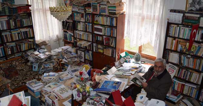 40 yılda 10 bin kitap